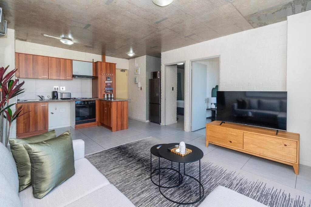 Modern 2 Bedroom Gem Cape Town